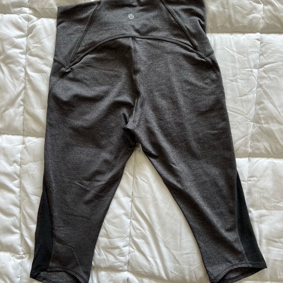 Lululemon Train Times Crop 17” Size 10 Heather gray - Picture 12 of 14